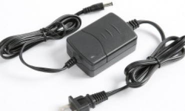 3P10-A1007 6.8V 1.2A 6V鉛酸電池充電器(三段式充電)產(chǎn)品規(guī)格書(shū)